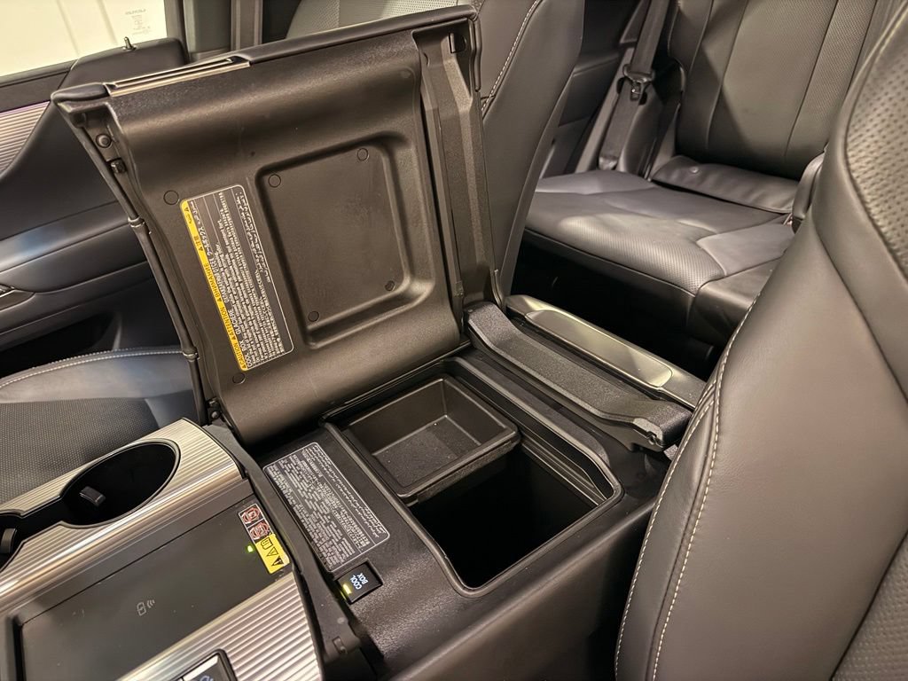 Used 2024 Lexus LX 600 F Sport AWD/4WD image 28