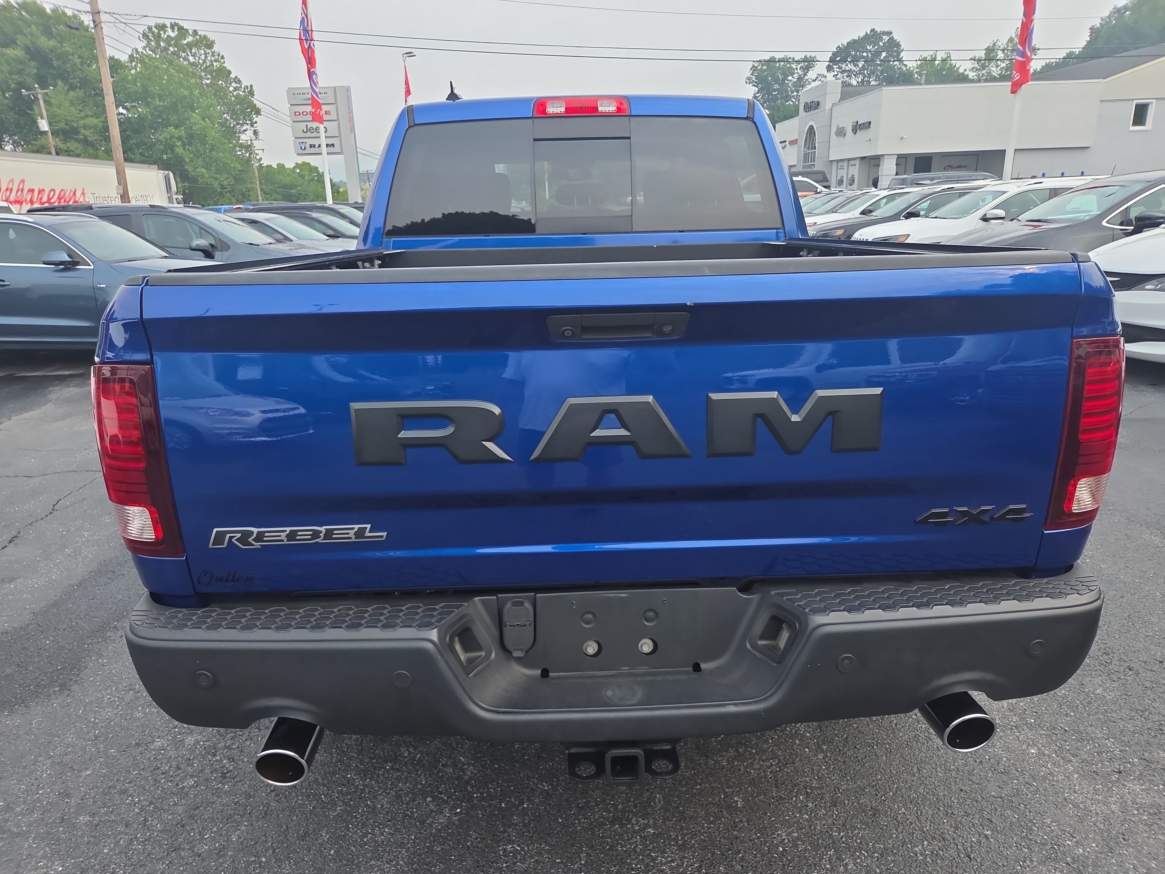 Used 2018 RAM 1500 Rebel w/ Luxury Group AWD/4WD image 5