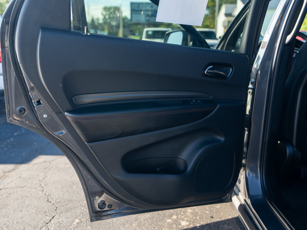 Used 2025 Dodge Durango R/T AWD/4WD image 11