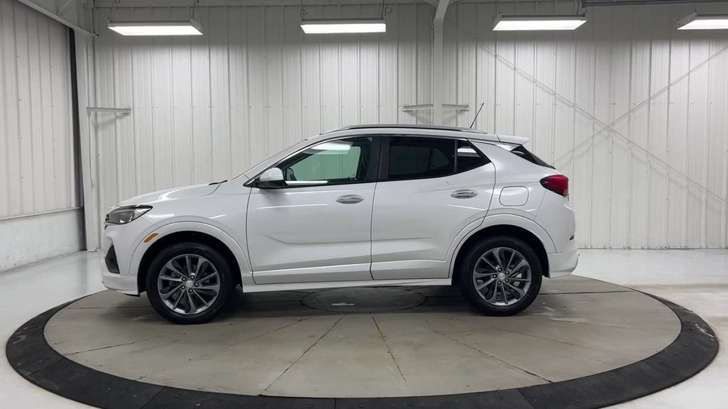 Used 2023 Buick Encore GX Select w/ Sport Touring Package AWD/4WD image 5
