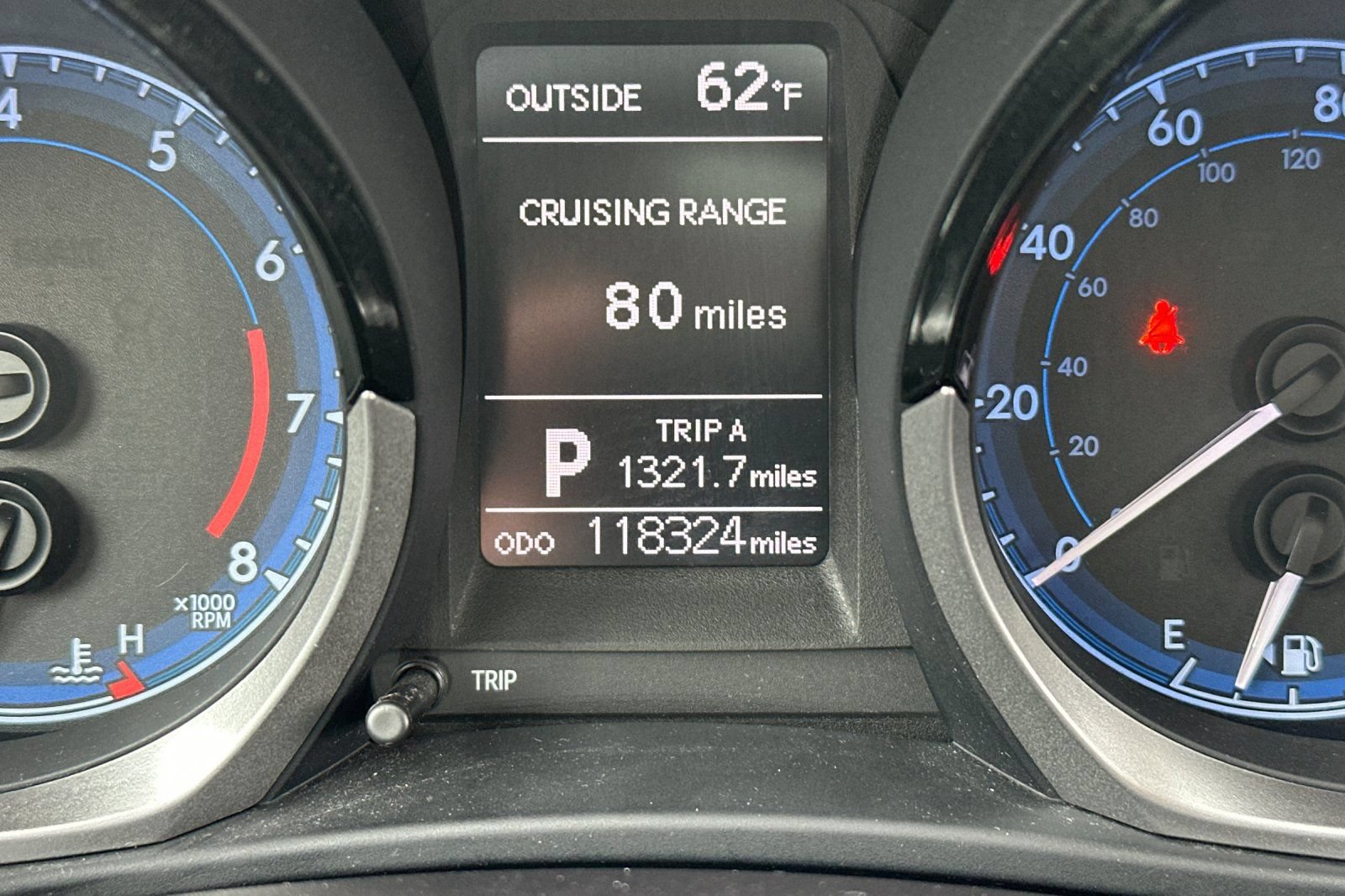Used 2015 Toyota Corolla S FWD image 28