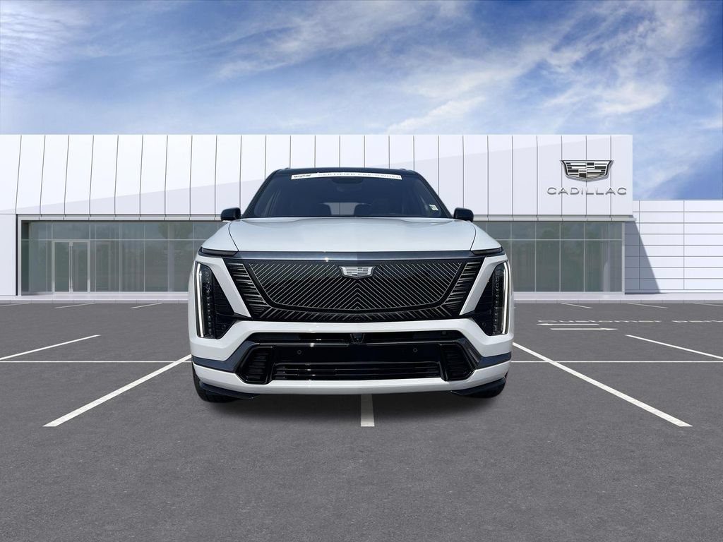 Certified 2026 Cadillac Vistiq Luxury w/ LPO, Floor Liner Package AWD/4WD image 3