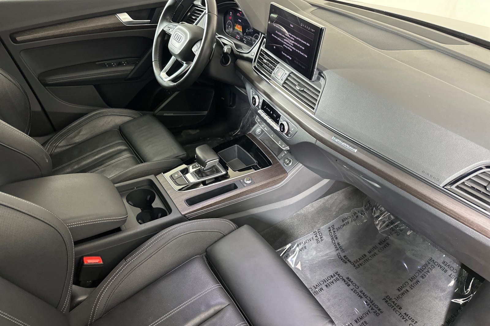 Used 2023 Audi Q5 e Premium Plus w/ Premium Plus Package AWD/4WD image 15