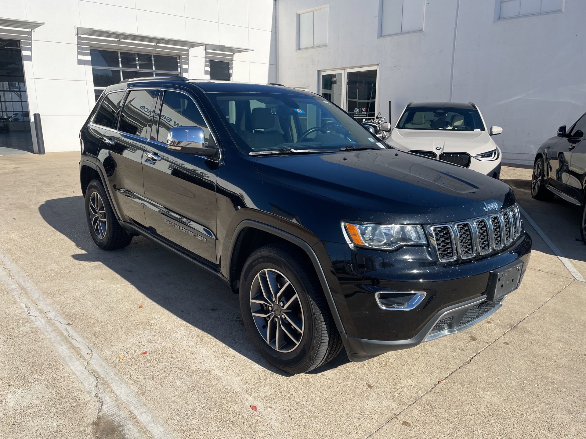 Used 2021 Jeep Grand Cherokee Limited image 4