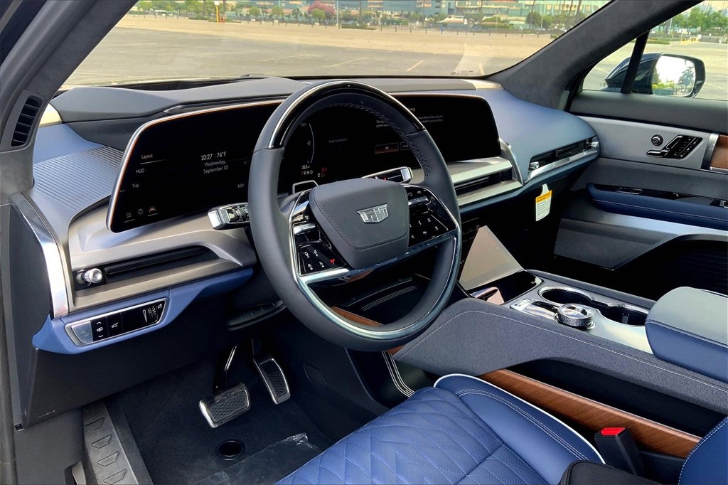 New 2026 Cadillac Vistiq Premium Luxury image 9
