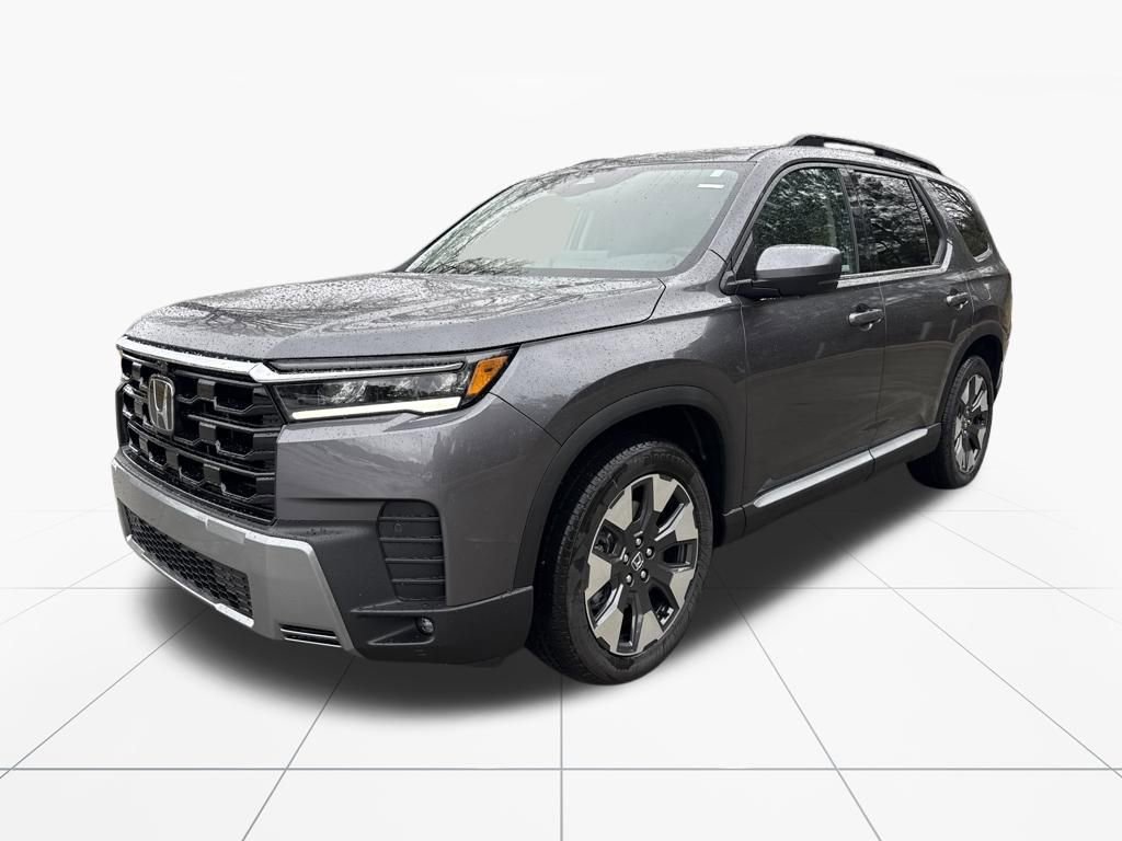 New 2026 Honda Pilot Touring image 3