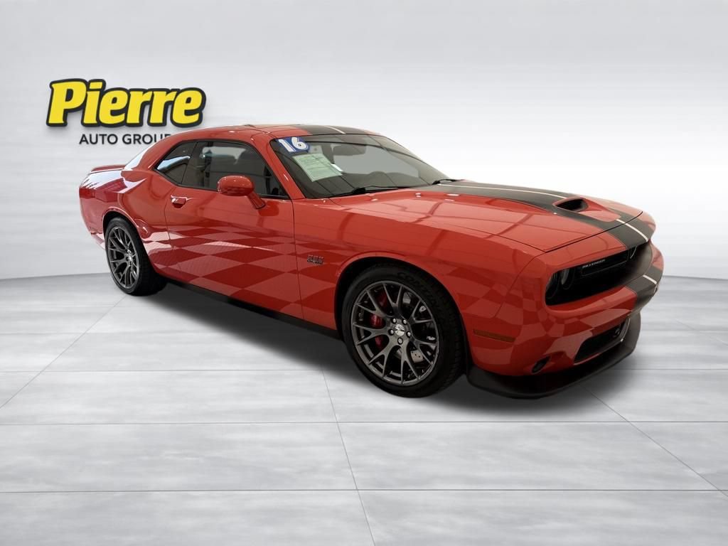 Used 2016 Dodge Challenger SRT w/ Technology Group RWD image 6