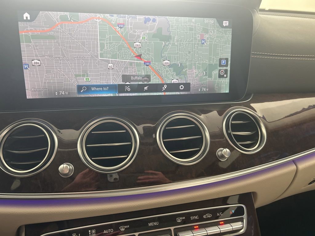 Used 2021 Mercedes-Benz E 350 4MATIC Sedan w/ Premium Package image 7