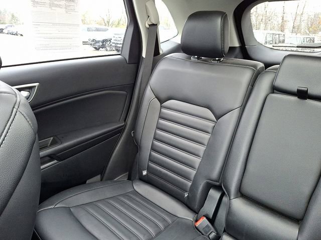 Certified 2022 Ford Edge SEL w/ Convenience Package image 19
