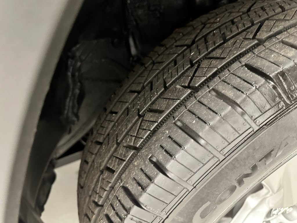 Used 2019 Toyota RAV4 XLE AWD/4WD image 31