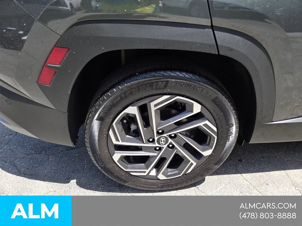 Used 2025 Hyundai Tucson Limited AWD/4WD image 14