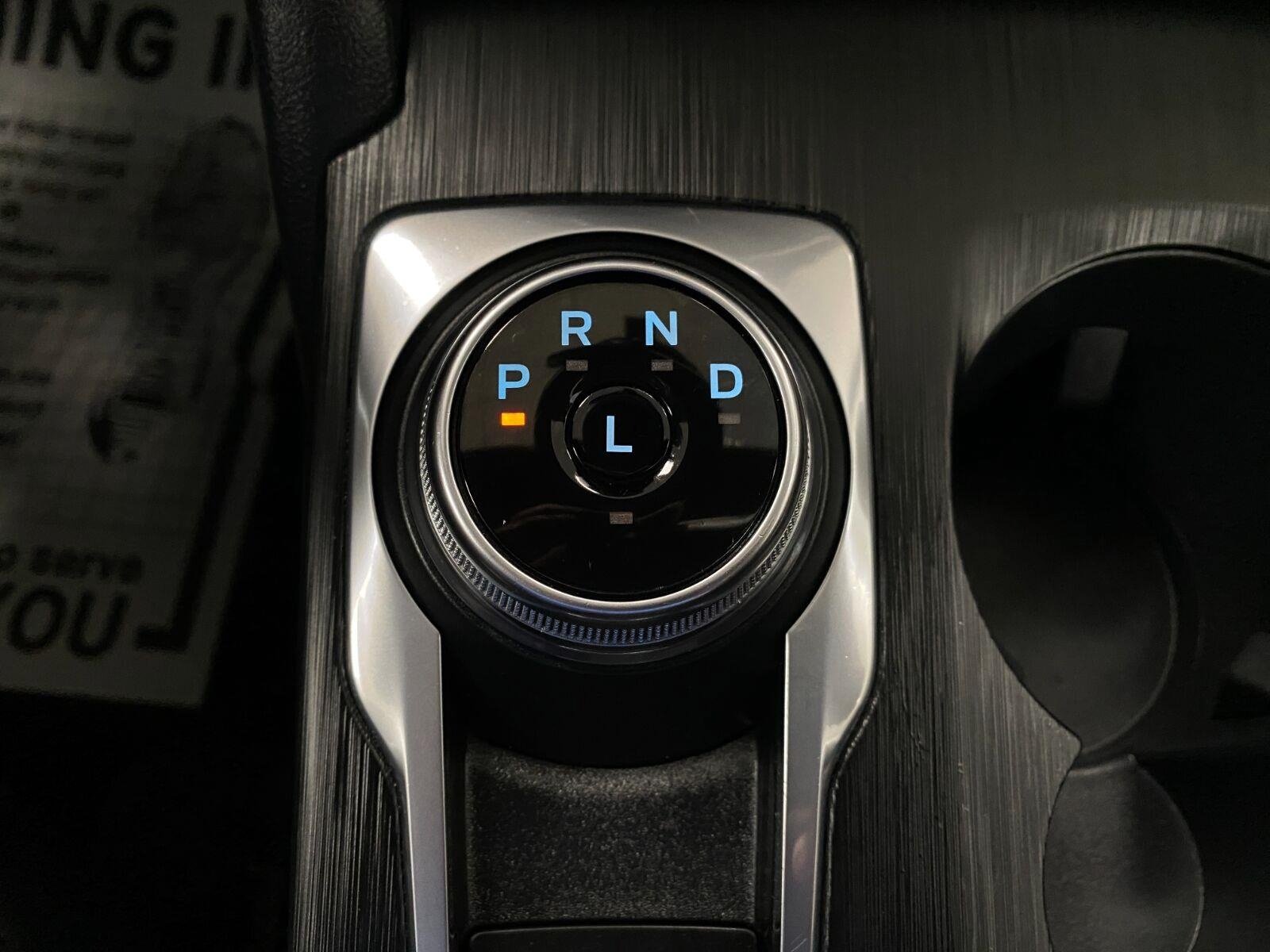 Used 2025 Ford Escape ST-Line AWD/4WD image 25