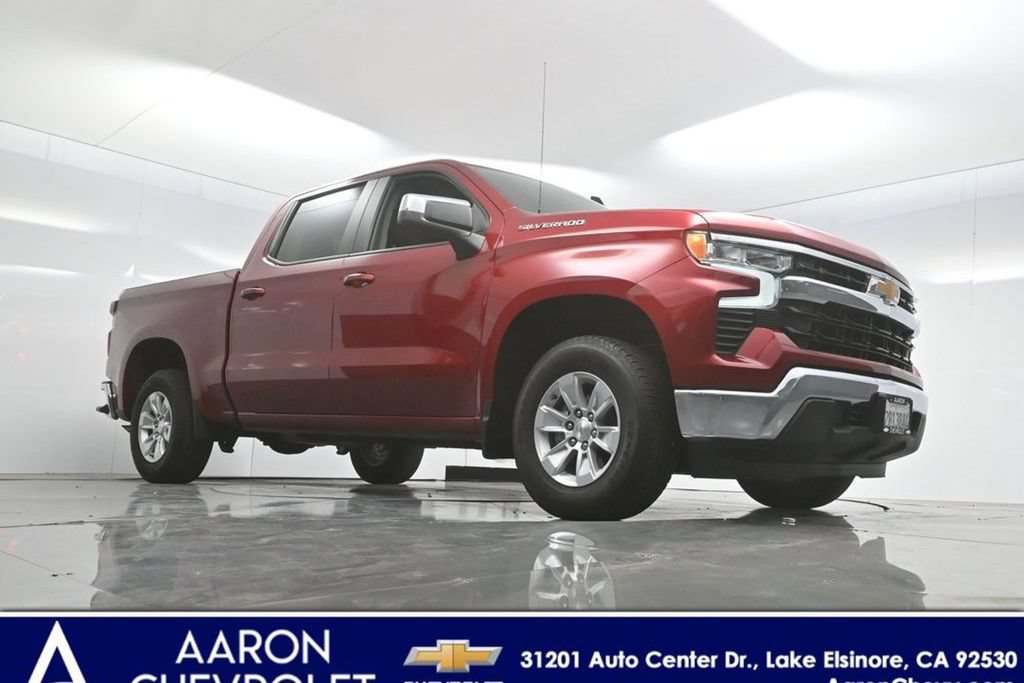 Used 2024 Chevrolet Silverado 1500 LT w/ Convenience Package II RWD image 2