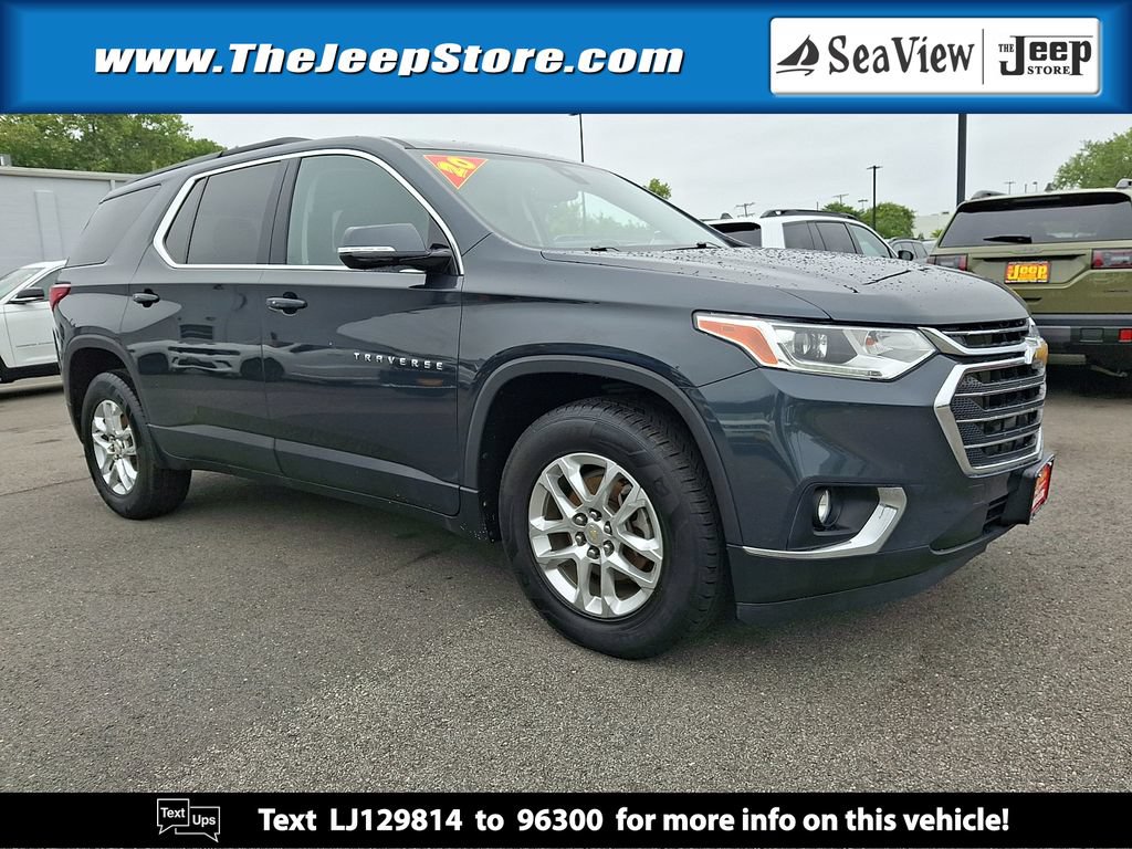 Used 2020 Chevrolet Traverse LT w/ Driver Confidence II Package AWD/4WD image 1