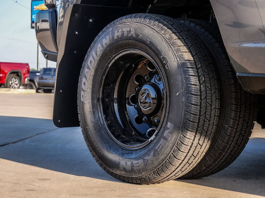 New 2026 RAM 3500 Big Horn AWD/4WD image 10