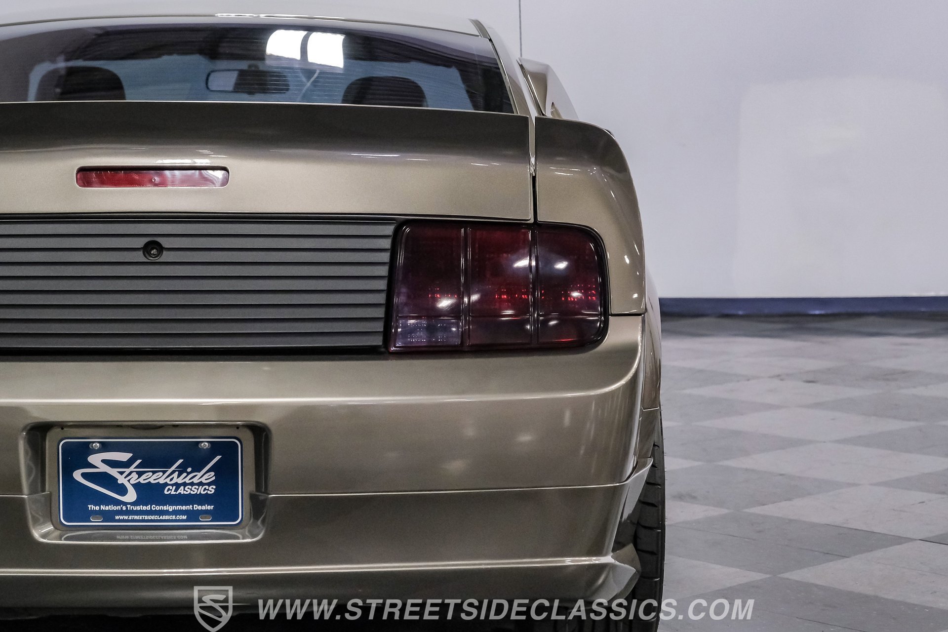 Used 2005 Ford Mustang GT image 26