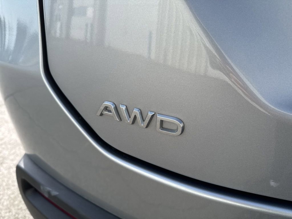 Used 2025 Honda Pilot EX-L image 10