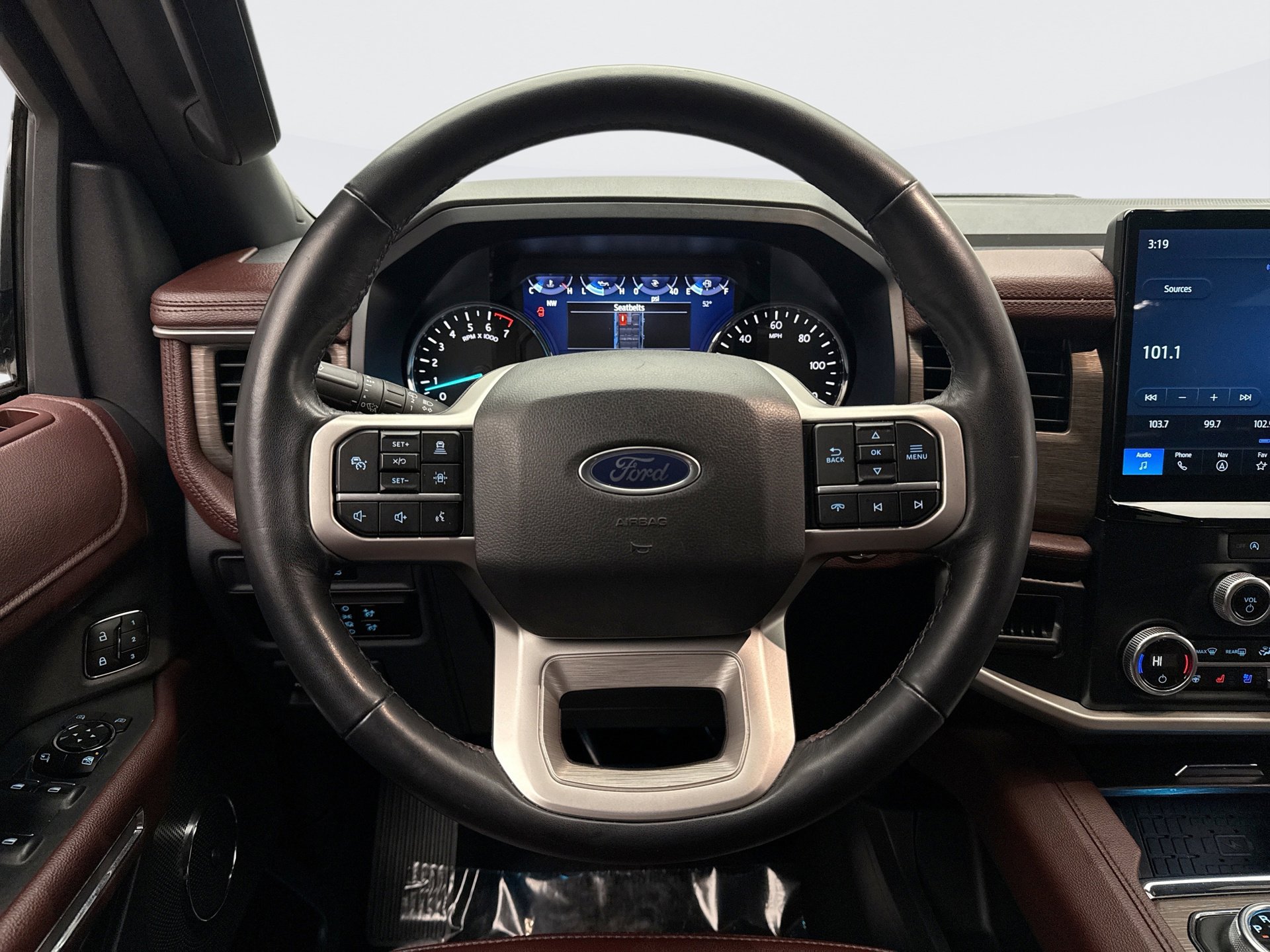 Used 2024 Ford Expedition Max Limited image 11