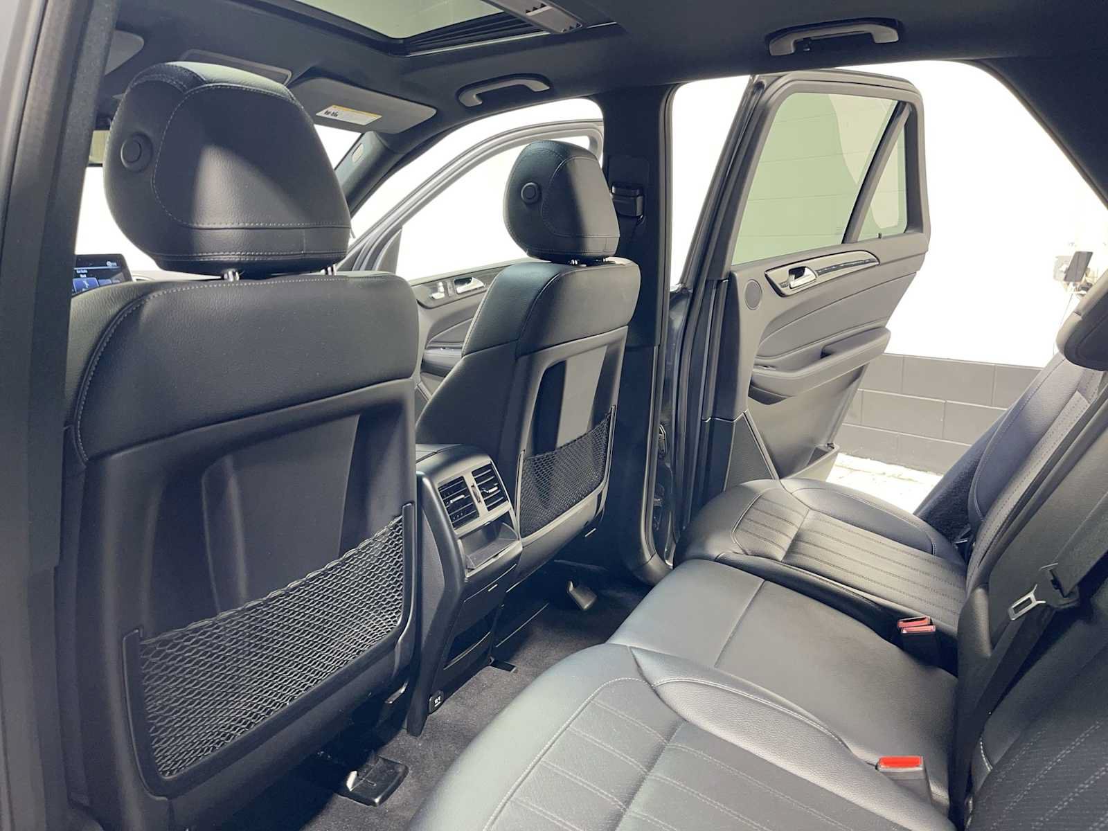 Used 2019 Mercedes-Benz GLE 400 4MATIC image 12