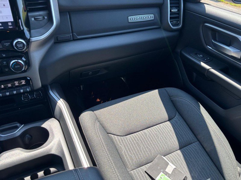 Used 2022 RAM 1500 Big Horn AWD/4WD image 17