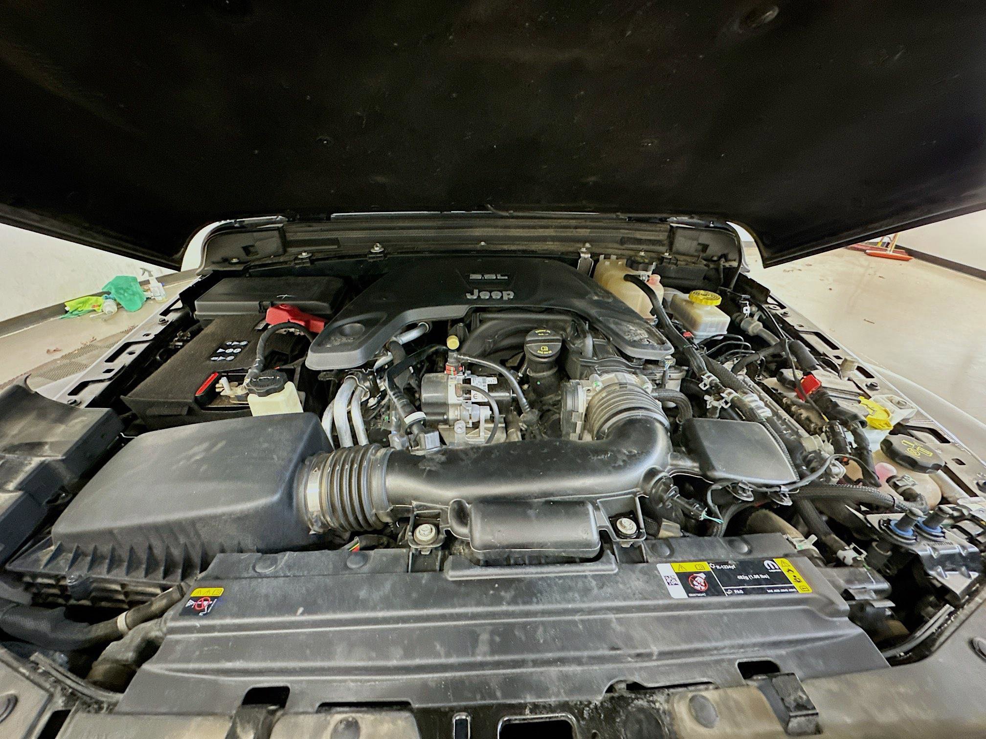 Used 2021 Jeep Wrangler Sport S image 31