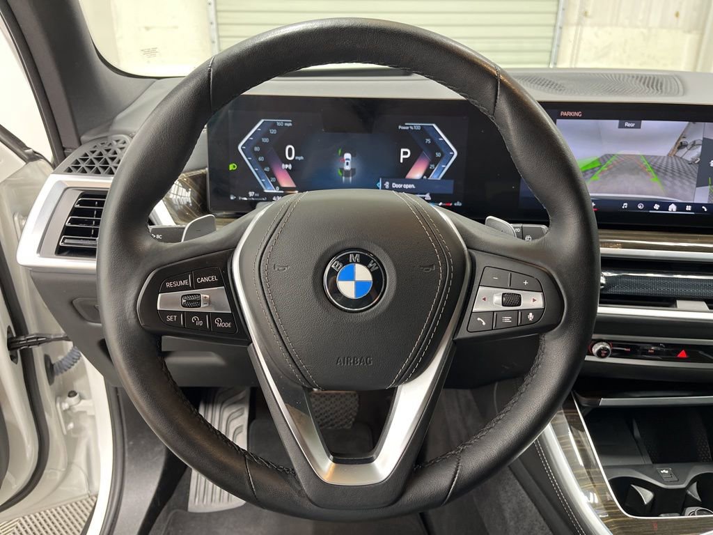 Used 2024 BMW X5 sDrive40i w/ Premium Package image 18