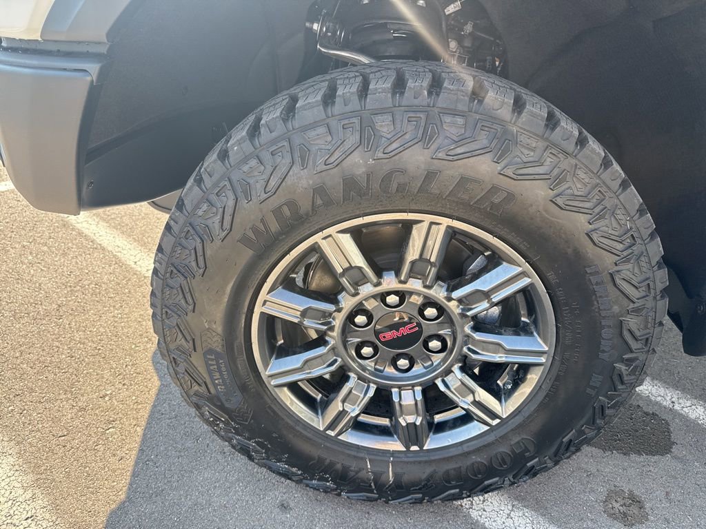 New 2026 GMC Sierra 1500 AT4X image 32