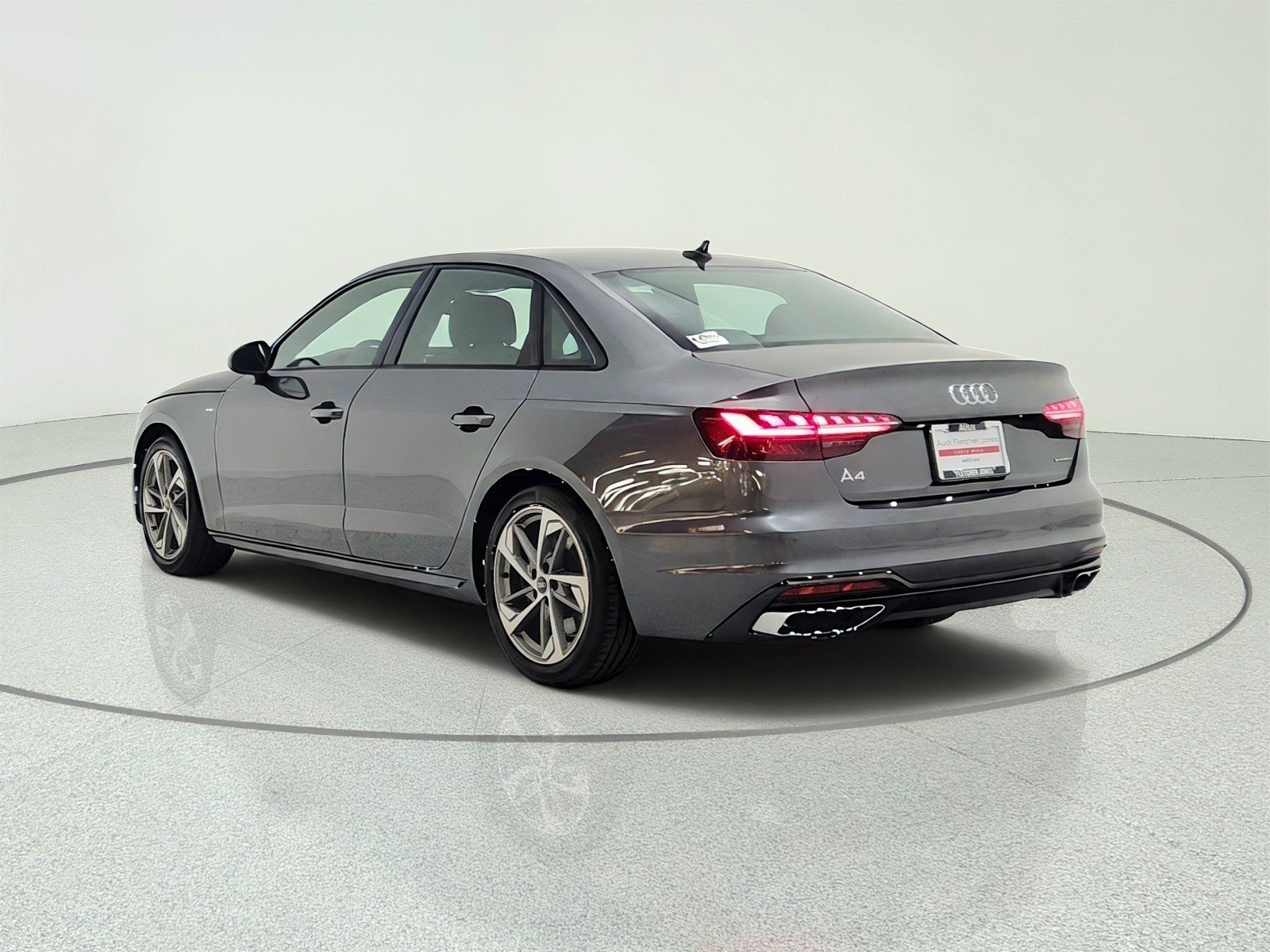Used 2025 Audi A4 2.0T Premium w/ Convenience Package AWD/4WD image 7