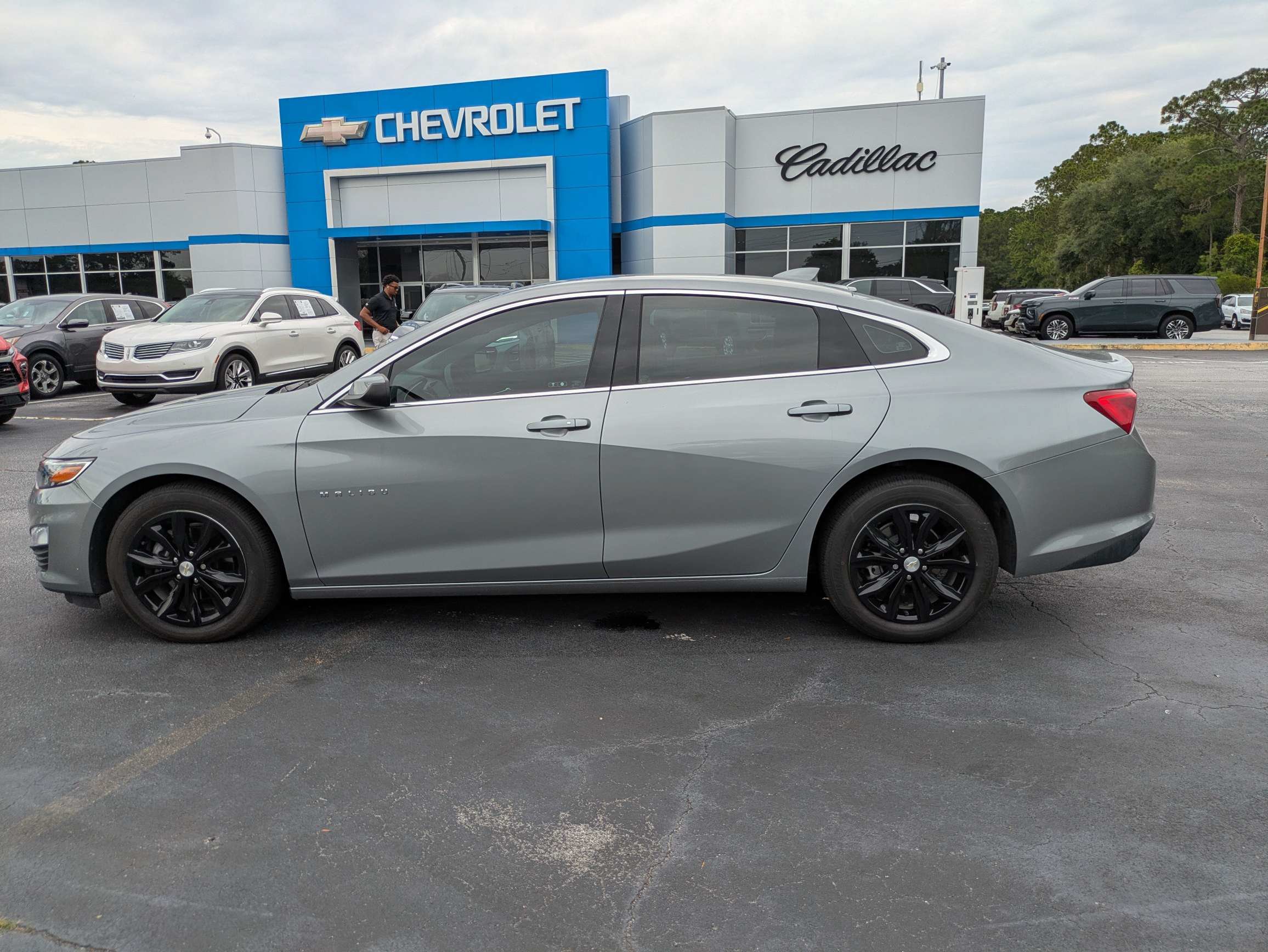 New 2024 Chevrolet Malibu LT FWD image 26