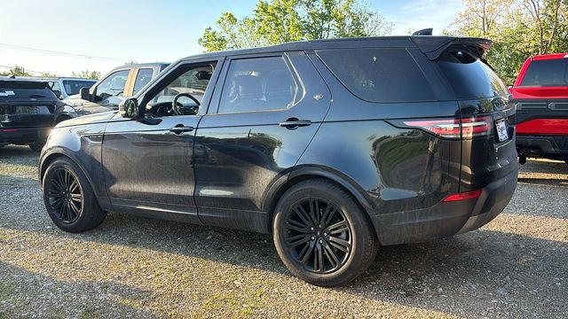 Used 2017 Land Rover Discovery First Edition AWD/4WD image 5