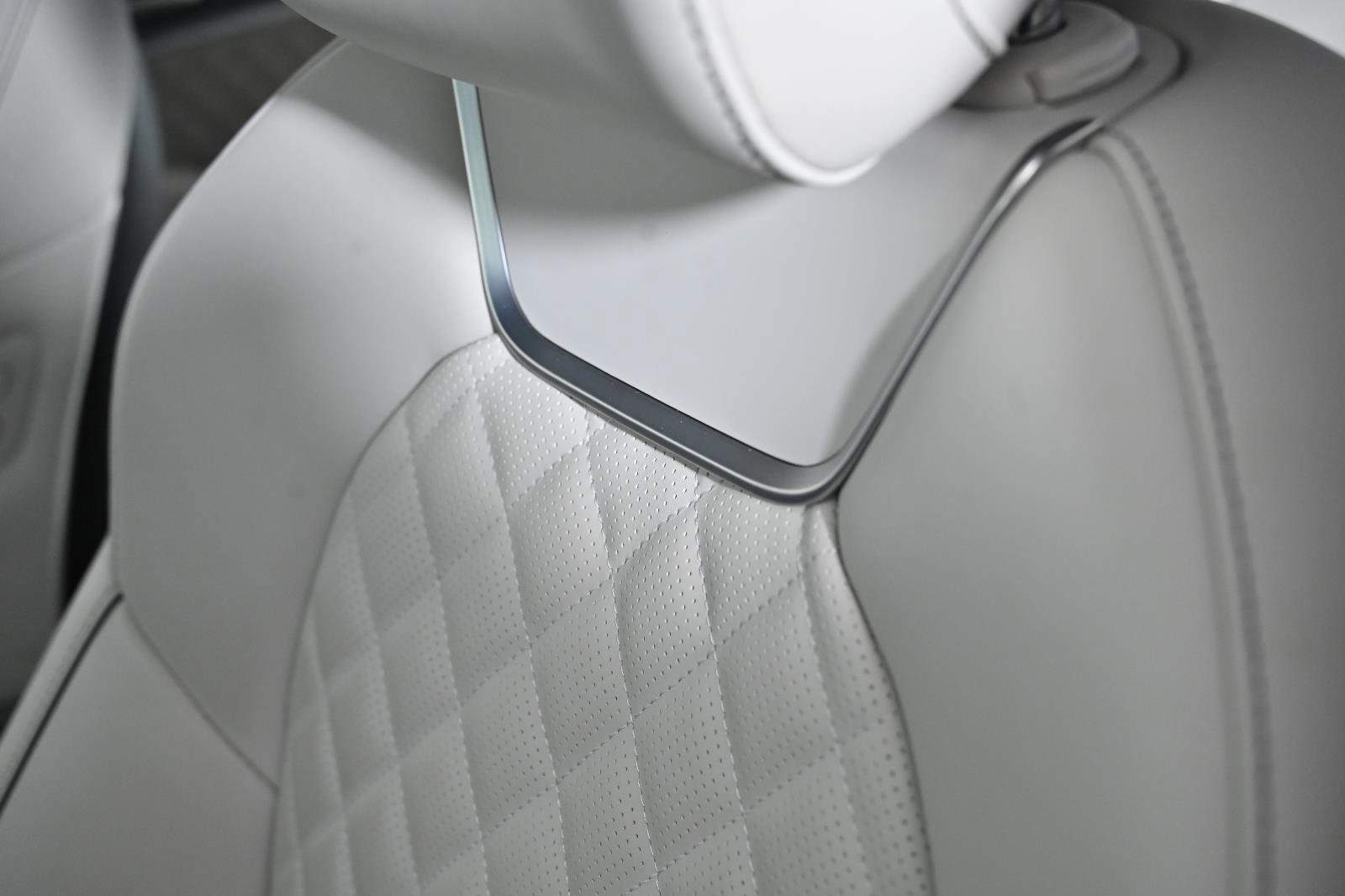 Used 2024 Genesis G70 3.3T Advanced w/ Sport Prestige Package image 30