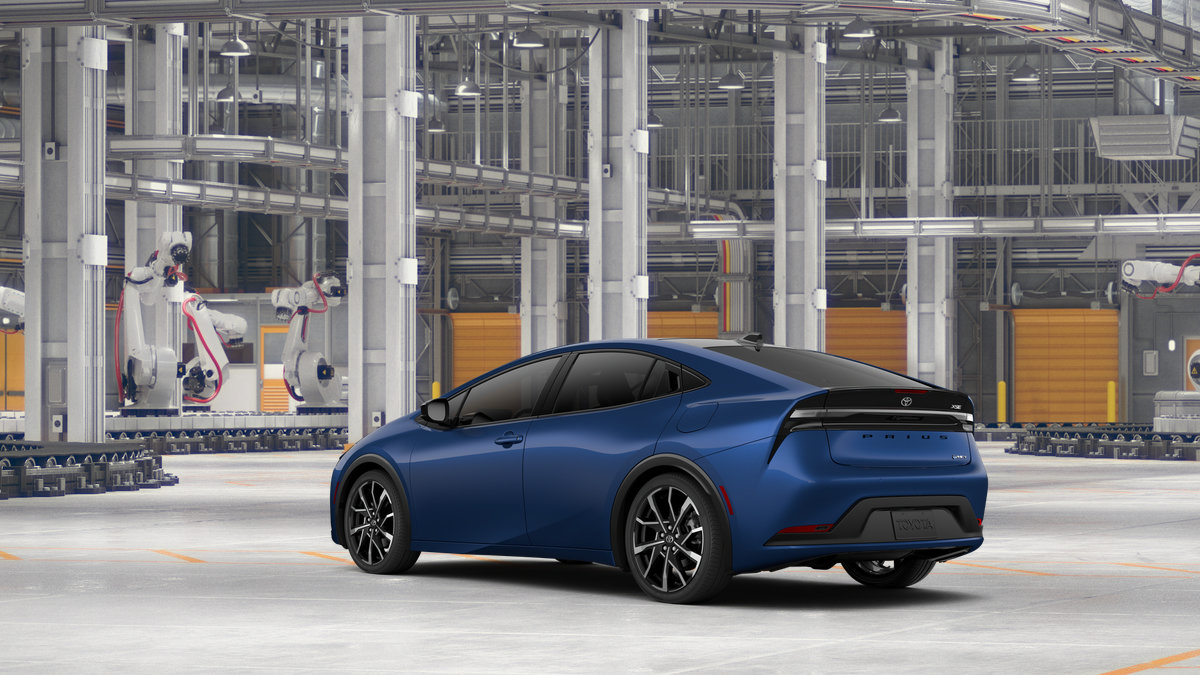 New 2027 Toyota Prius Plug-In Hybrid FWD image 8