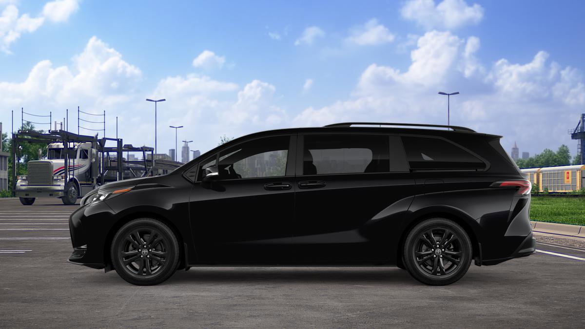 New 2026 Toyota Sienna XSE image 4