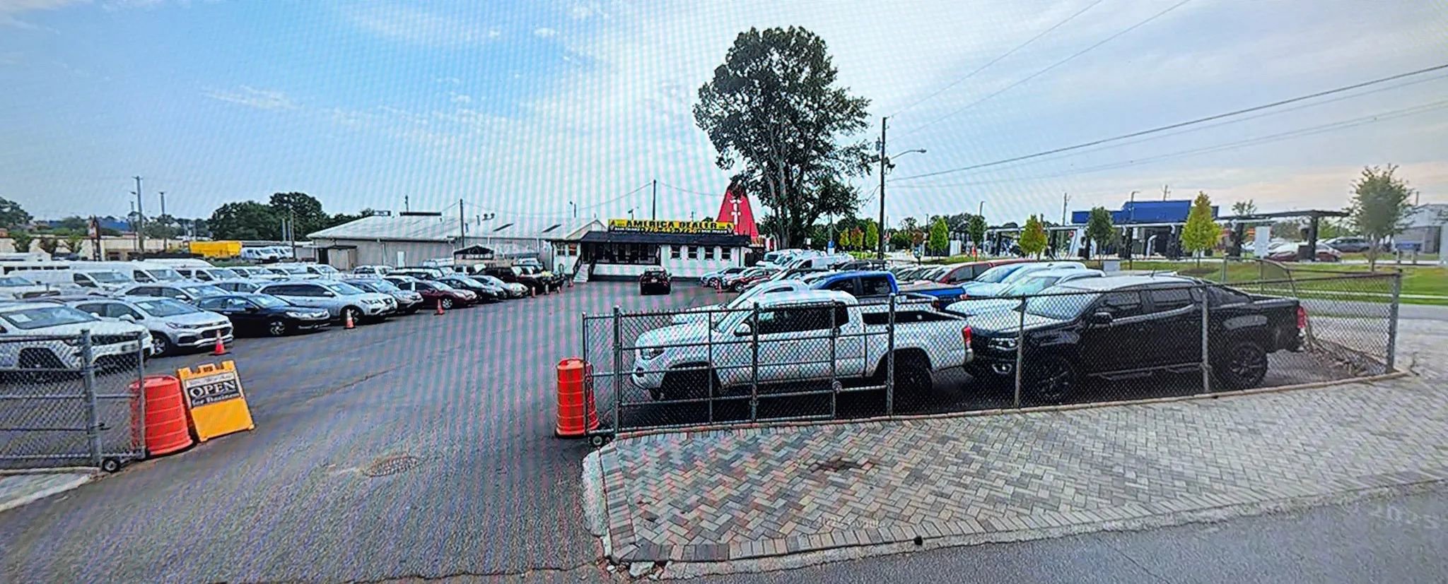 Used 2017 GMC Yukon XL SLT w/ Premium Edition image 39