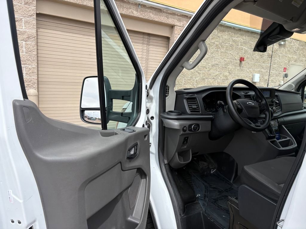 Used 2022 Ford Transit 250 Medium Roof RWD image 11