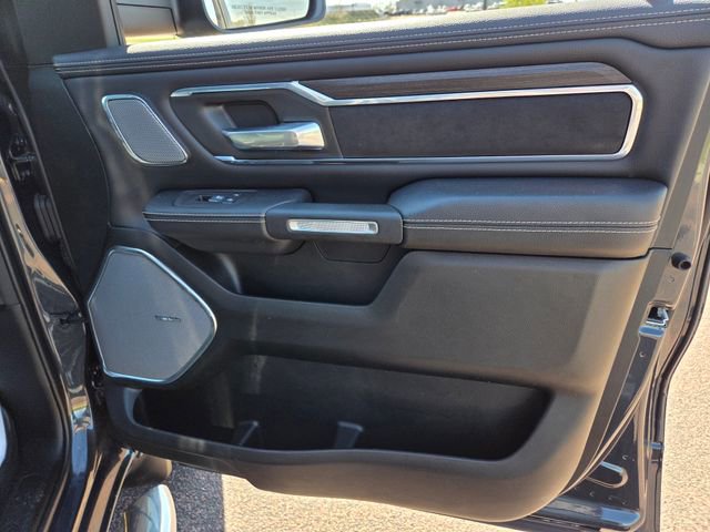 Used 2025 RAM 1500 Laramie AWD/4WD image 30