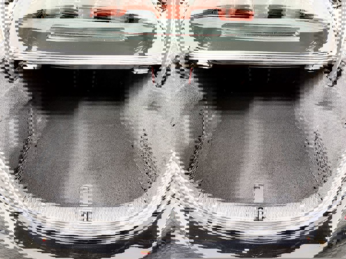 Used 2015 Mercedes-Benz C 400 4MATIC image 14