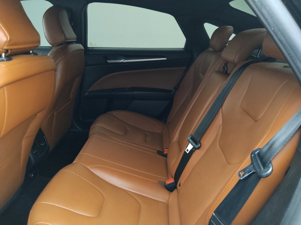 Used 2020 Ford Fusion Titanium FWD image 18