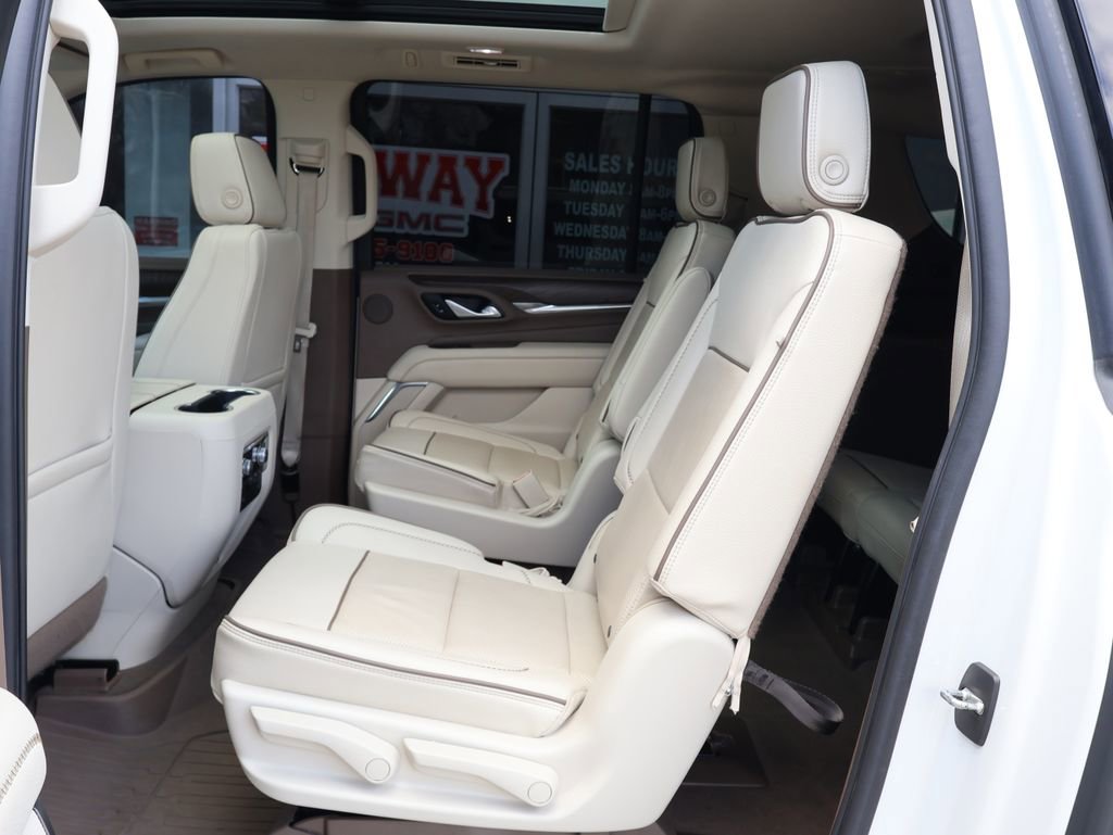 Certified 2022 GMC Yukon XL Denali image 27