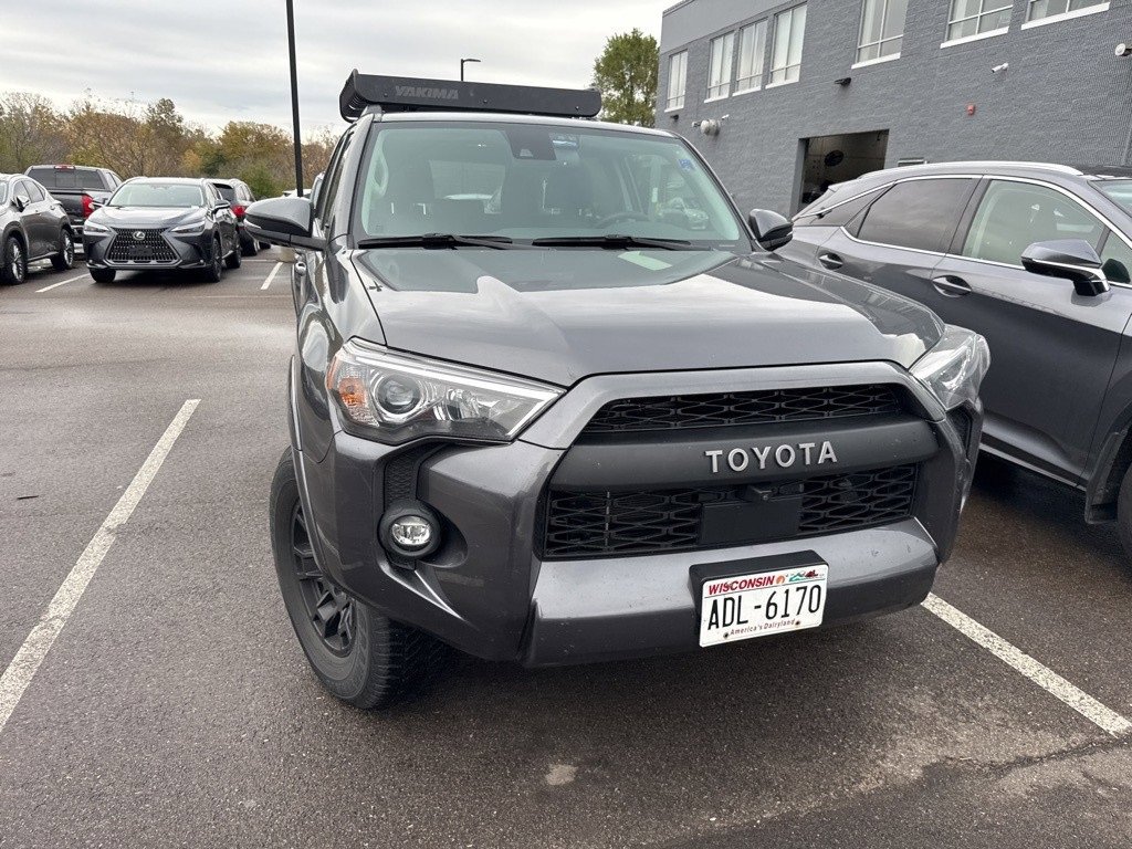 Used 2022 Toyota 4Runner SR5 Premium image 6