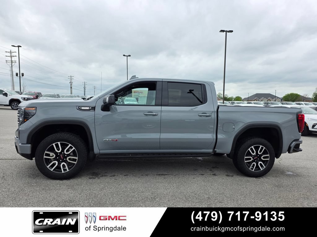 Used 2024 GMC Sierra 1500 AT4 w/ Technology Package AWD/4WD image 4