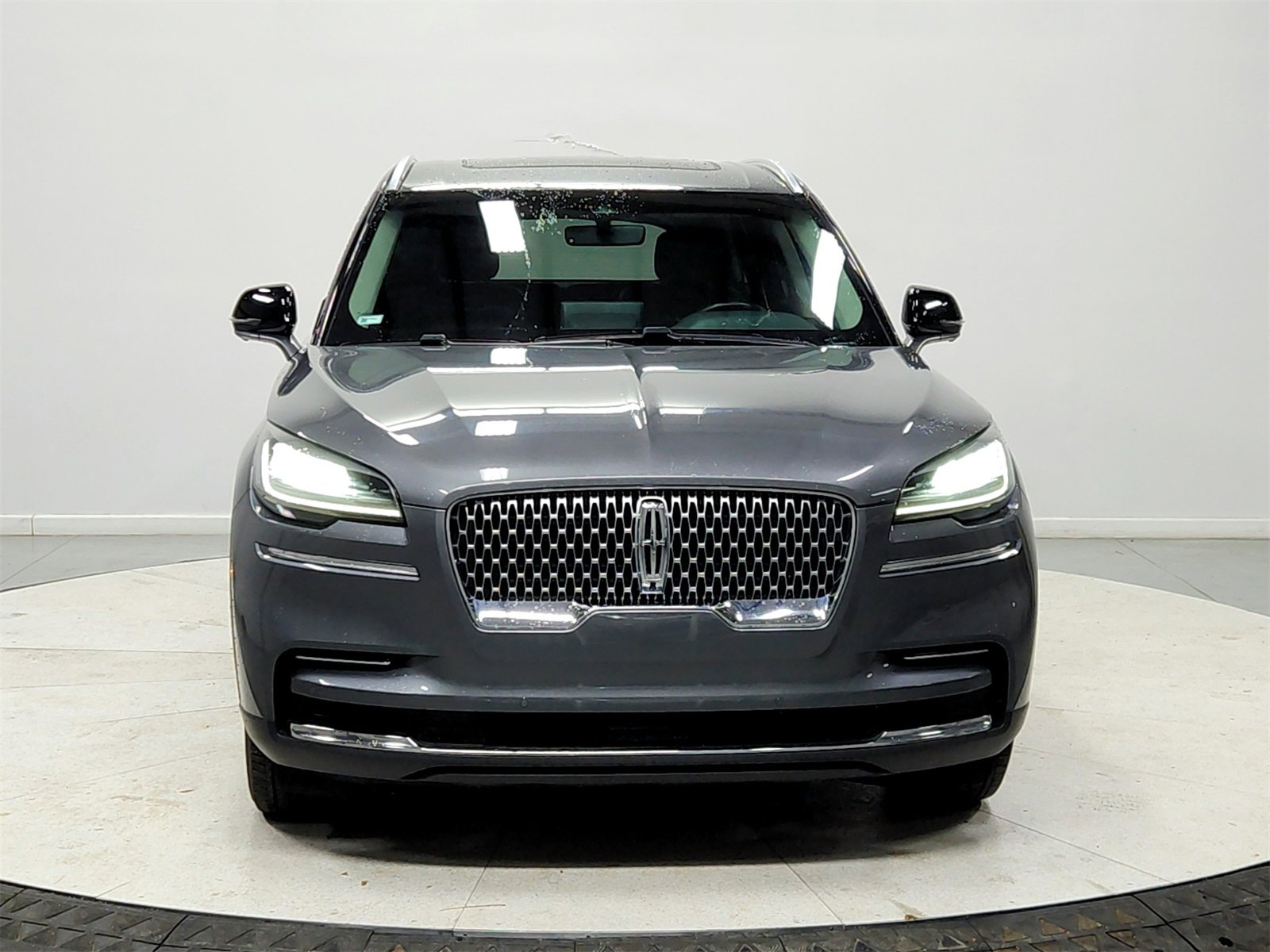 Used 2023 Lincoln Aviator Reserve image 2