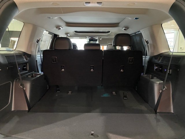 New 2025 Hyundai Santa Fe Limited image 8