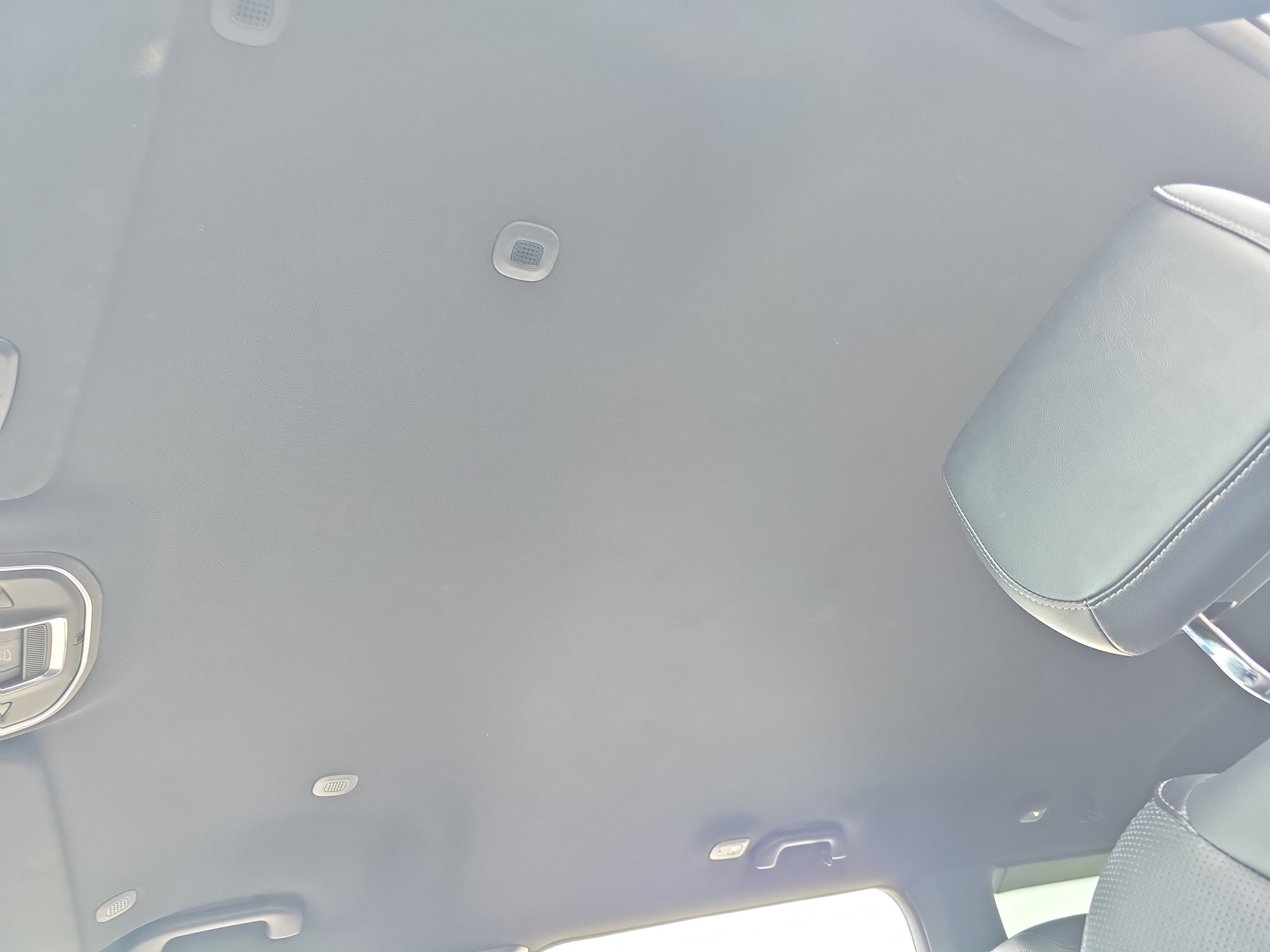 Used 2024 Jeep Wagoneer L Series II image 28