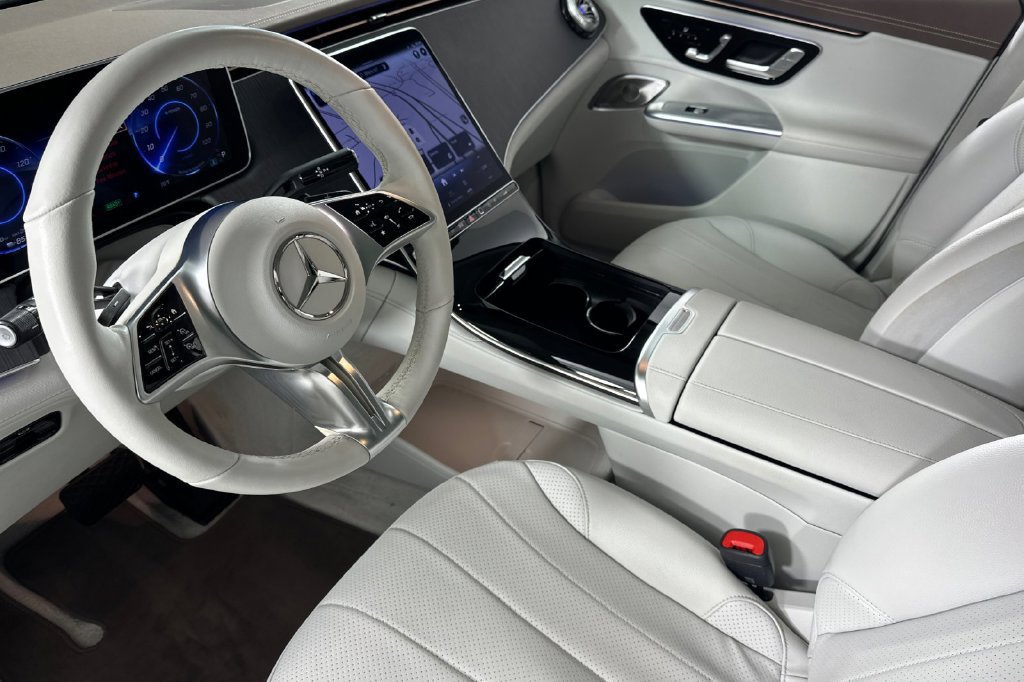 Certified 2023 Mercedes-Benz EQE 350+ 4MATIC SUV image 11
