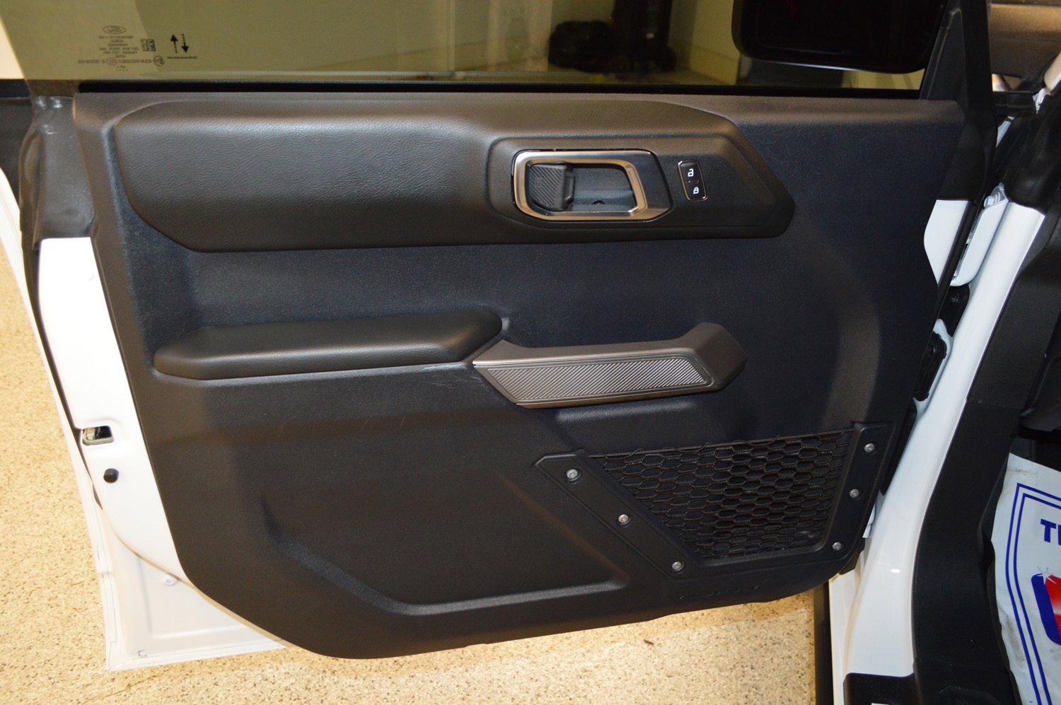 Used 2023 Ford Bronco Wildtrak image 14