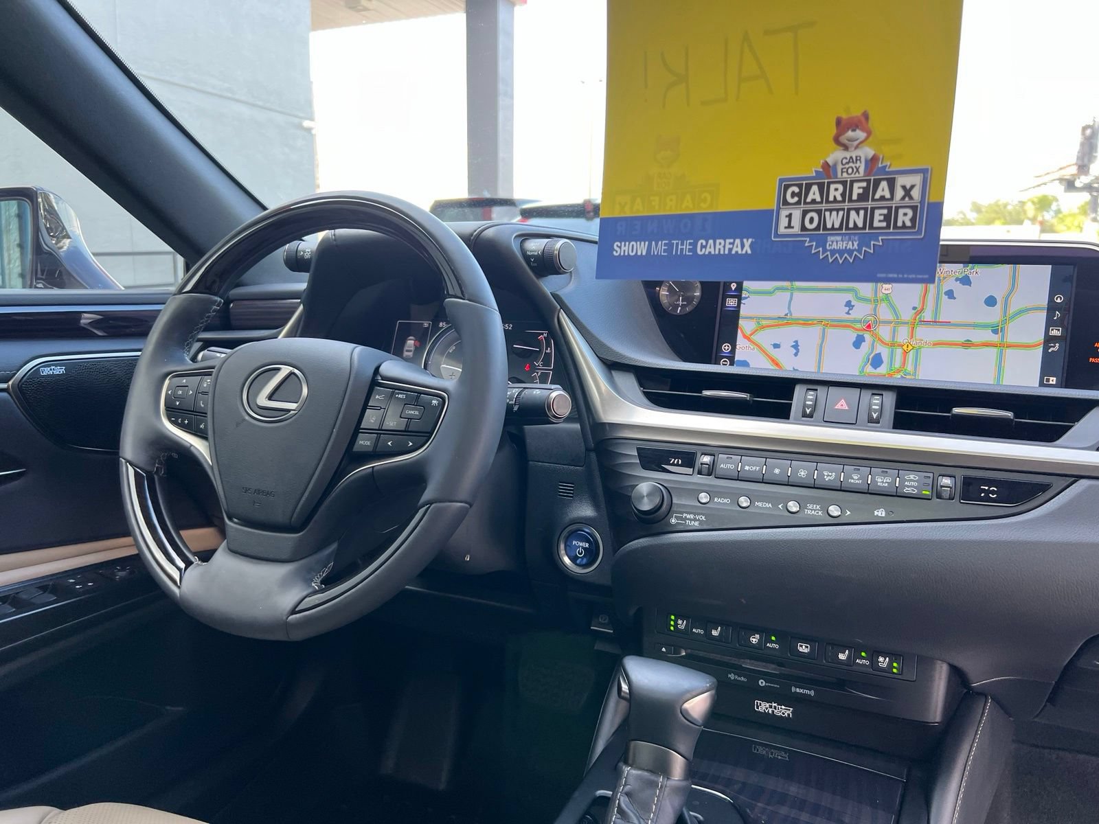 Used 2019 Lexus ES 300h Ultra Luxury w/ Accessory Package 2 FWD image 76