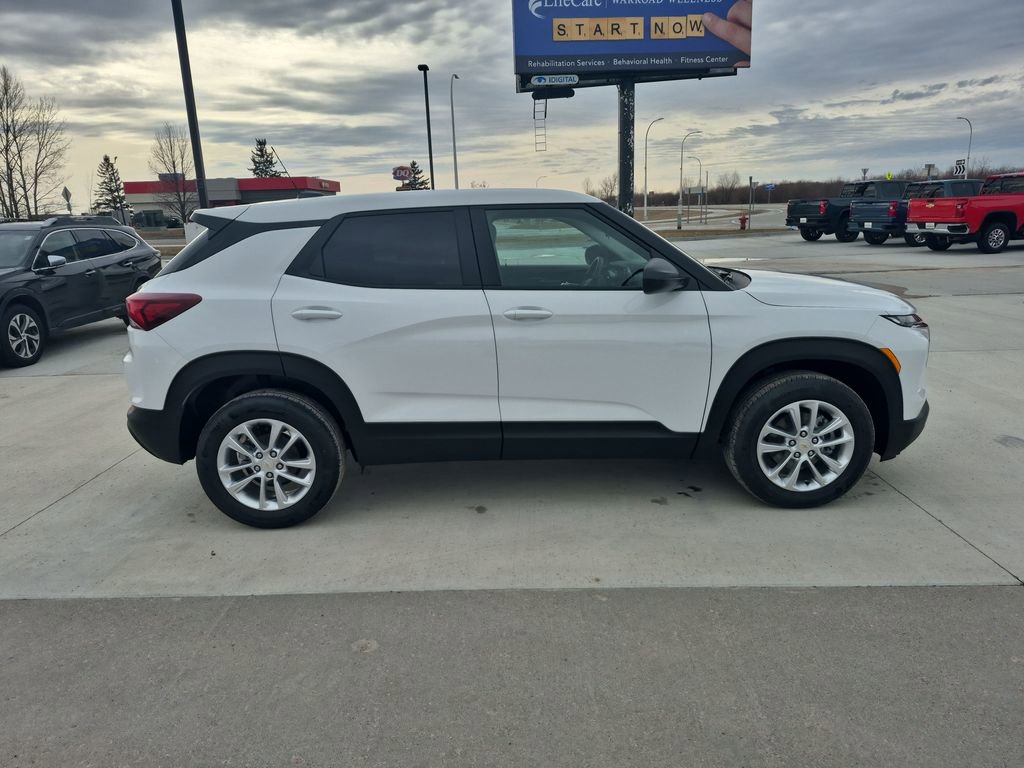 New 2026 Chevrolet TrailBlazer LS w/ LS Convenience Package AWD/4WD image 6