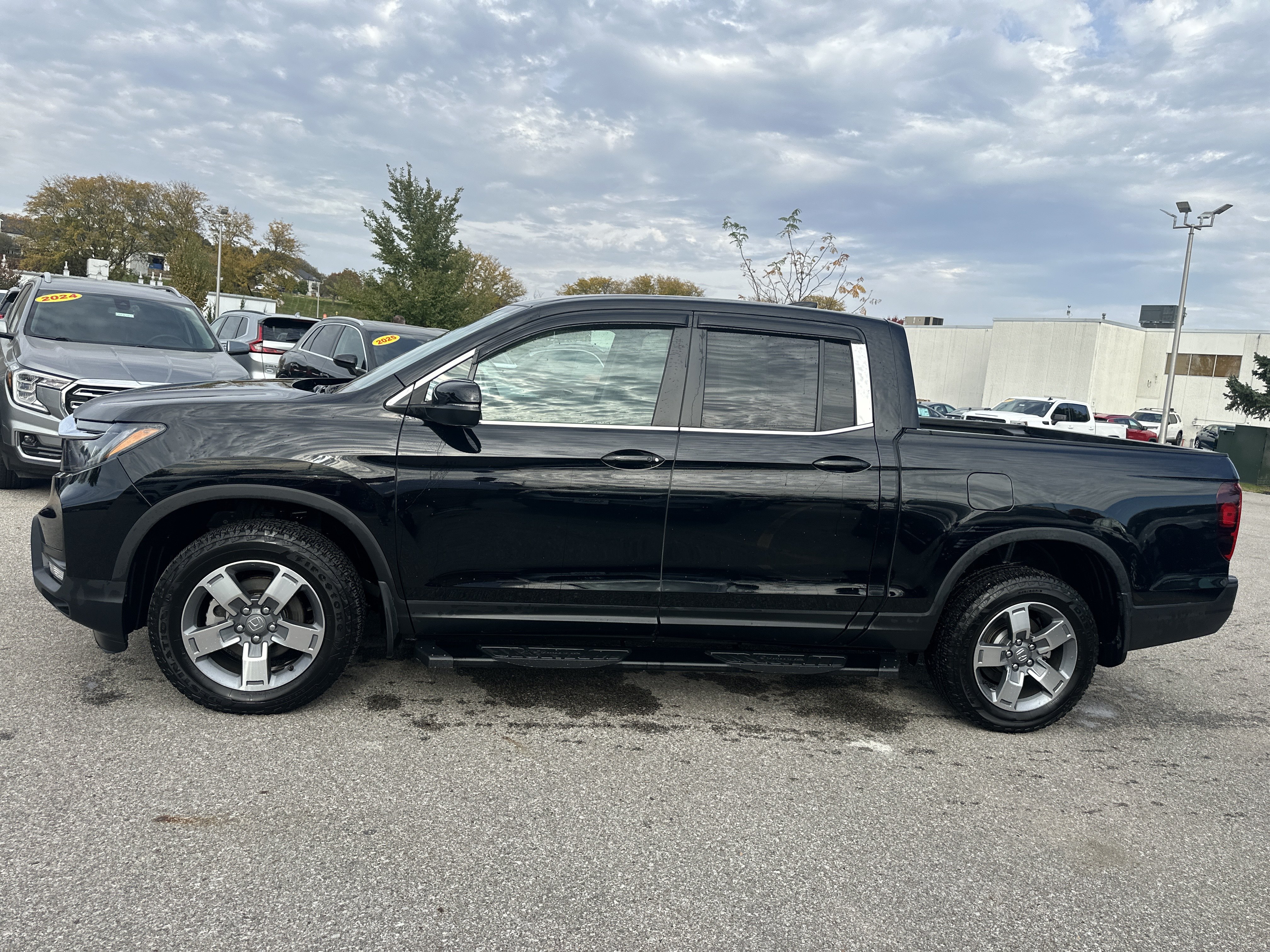 Used 2025 Honda Ridgeline RTL image 6