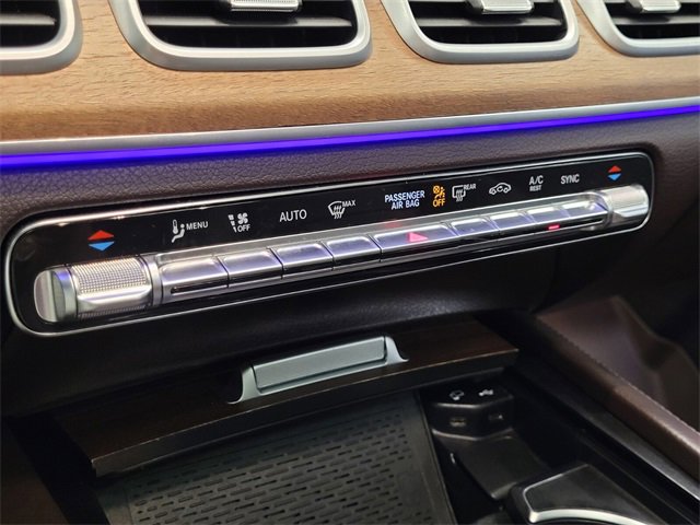 Used 2021 Mercedes-Benz GLS 450 4MATIC image 22